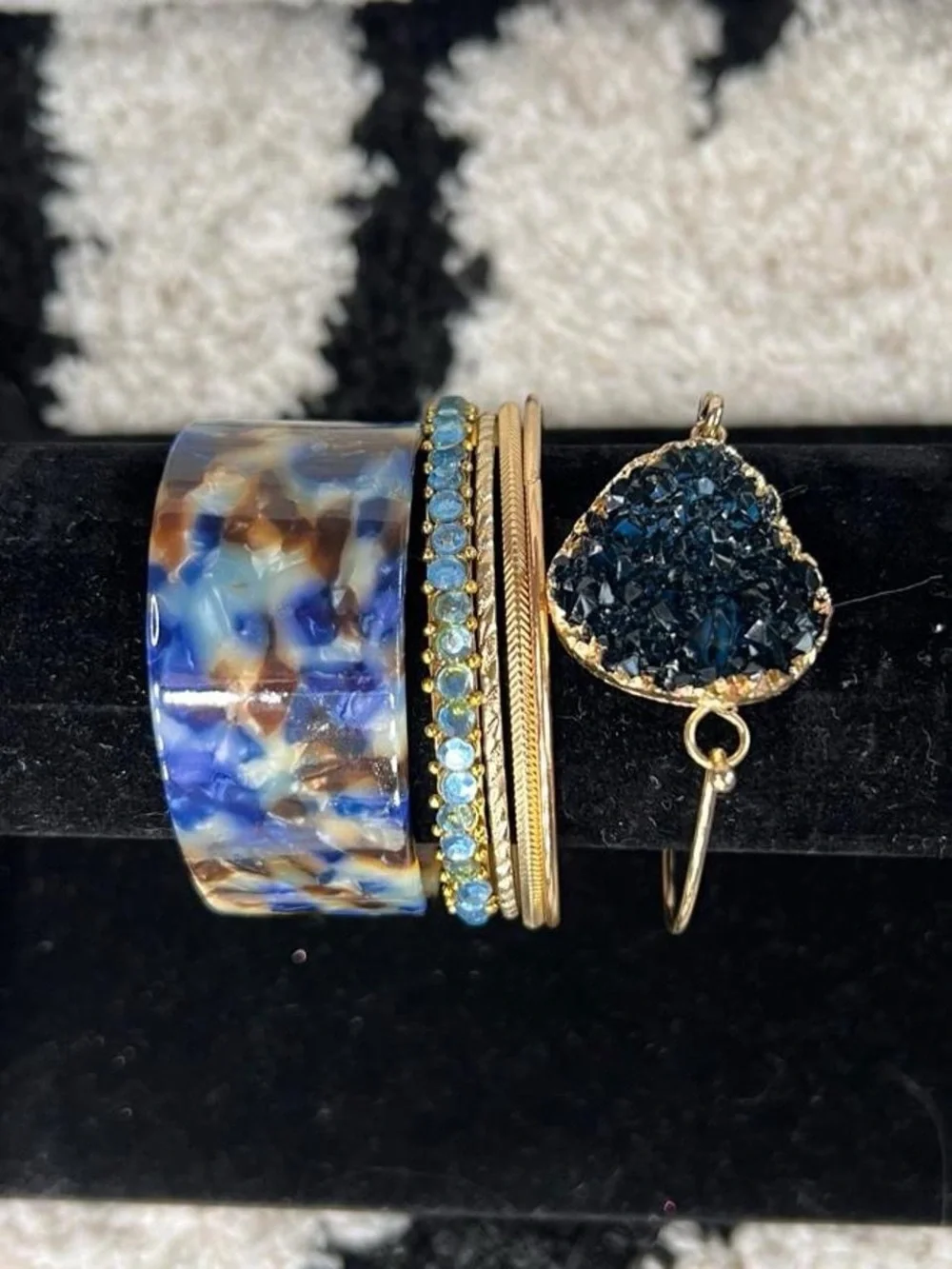 Y2K Gold Tone Multi-Blue Stackable Bracelet Set with Blue Druzy Charm